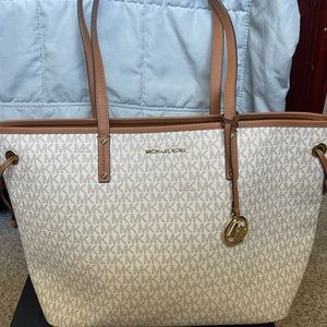 Michael Kors Jet Set Drawstring Tote